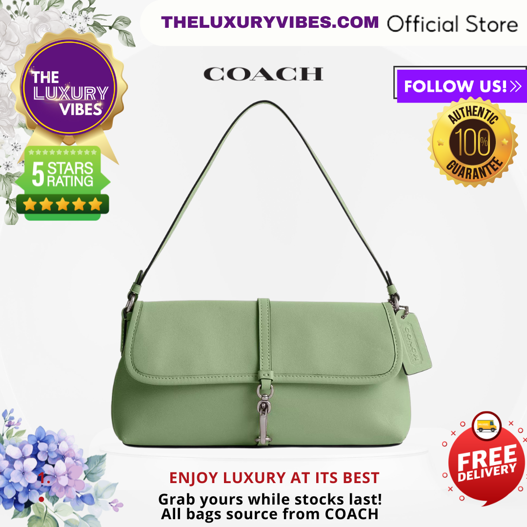 COACH Hamptons in Pale Pistachio CP132