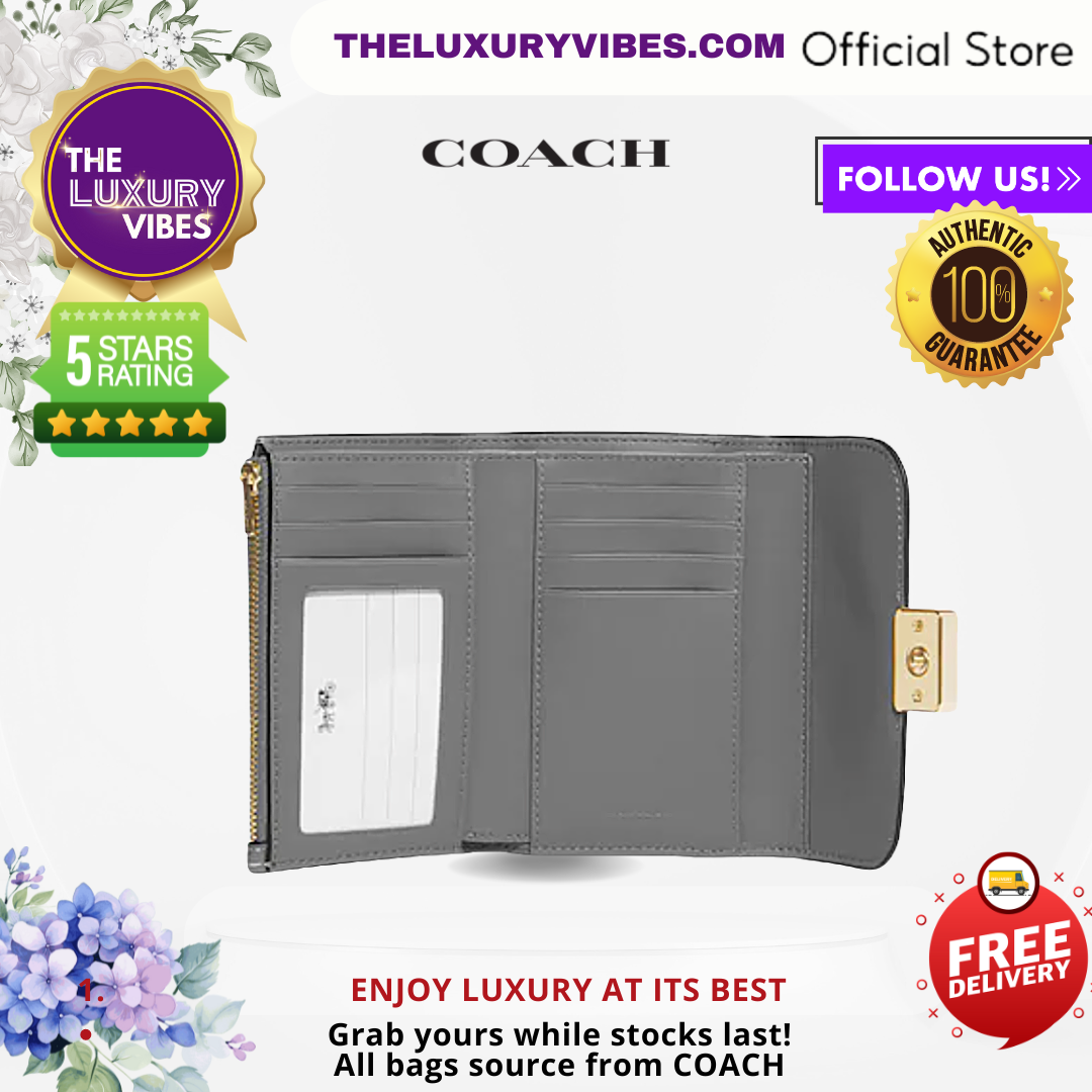 COACH Medium Grace Wallet in Grey CC059