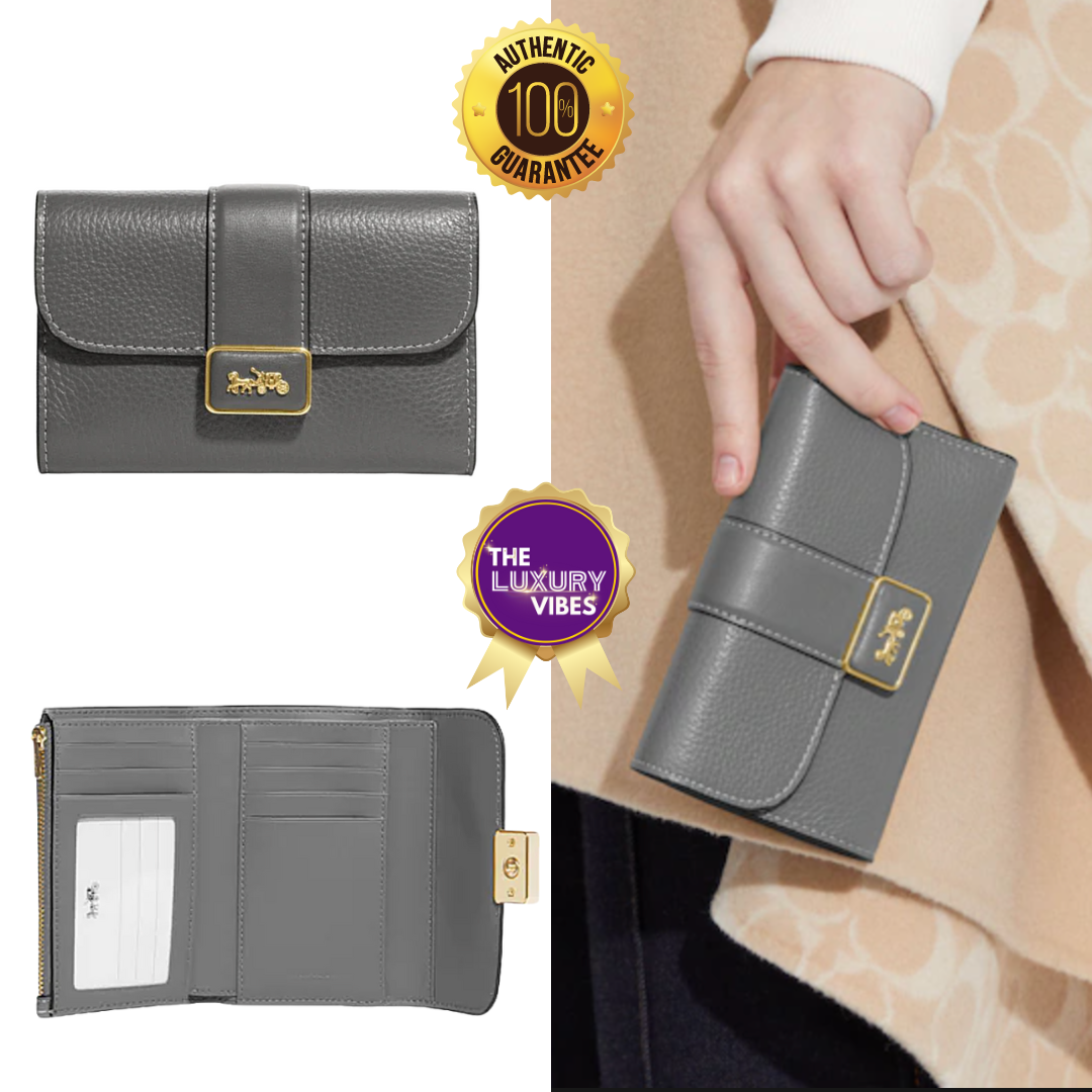 COACH Medium Grace Wallet in Grey CC059