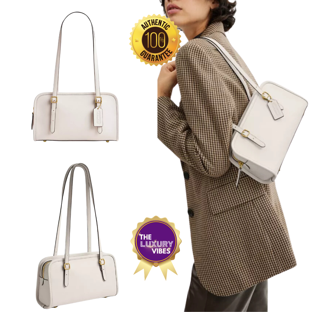 COACH Swing Zip In White/Chalk CM565